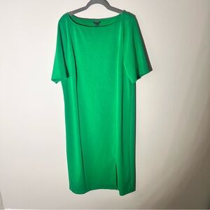 Torrid size 2 Vibrant Green midi Dress EUC